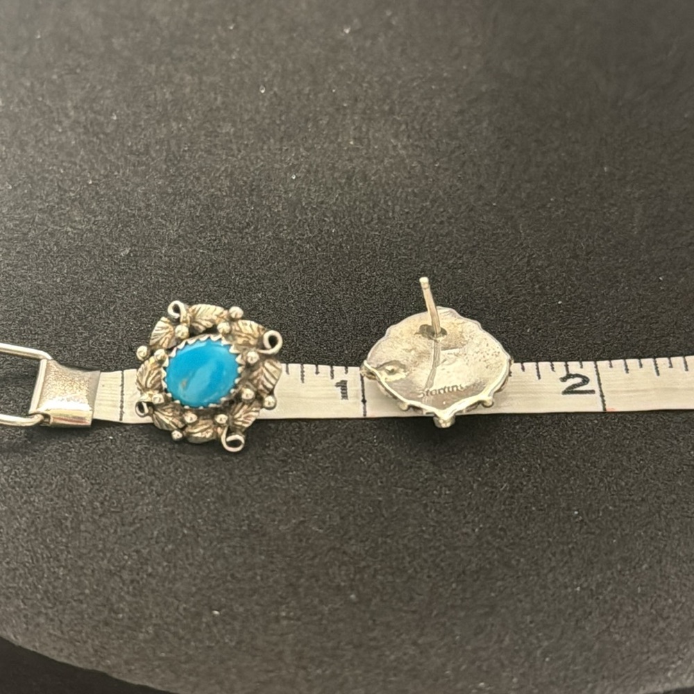 Native American Sterling Silver Leaf Stud Sleeping Beauty Turquoise Earrings - Picture 3 of 4